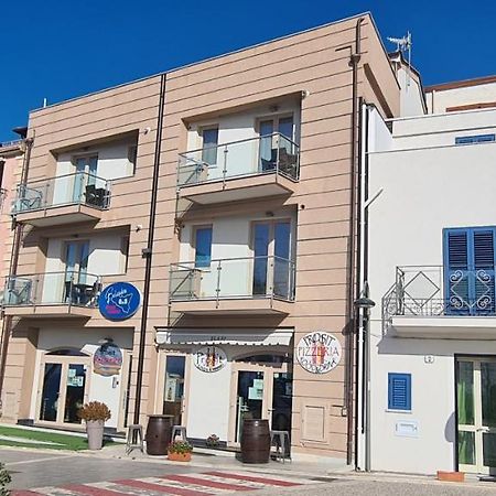 Belvedere Rent Rooms Кампофеліче-ді-Роччелла Екстер'єр фото