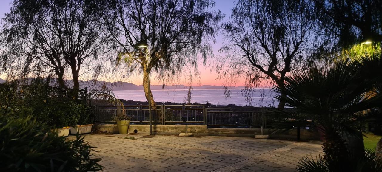 Belvedere Rent Rooms Кампофеліче-ді-Роччелла Екстер'єр фото