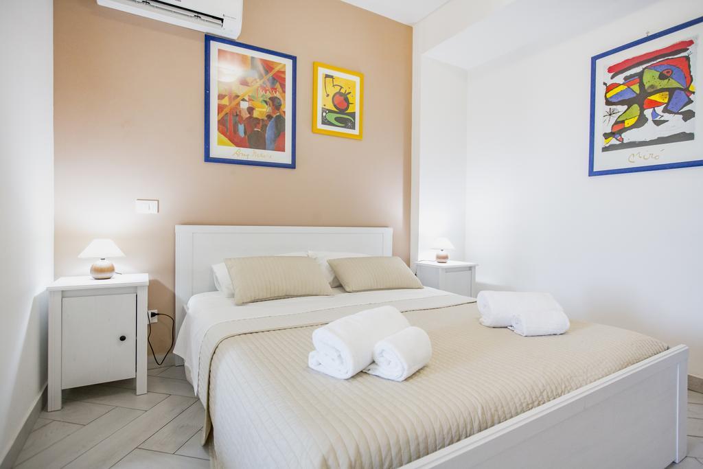 Belvedere Rent Rooms Кампофеліче-ді-Роччелла Екстер'єр фото
