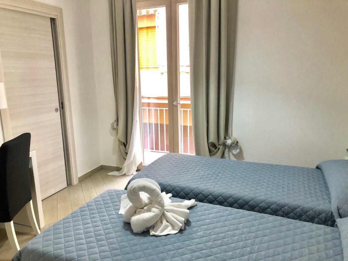 Belvedere Rent Rooms Кампофеліче-ді-Роччелла Екстер'єр фото